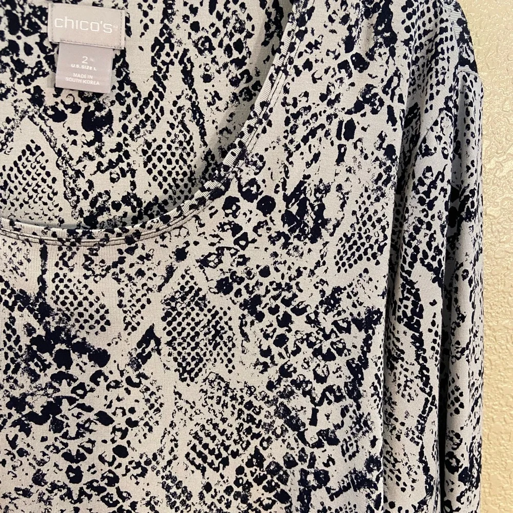 Chico's Black and White Snake Print Long Sleeve Top - Picture 3 of 10